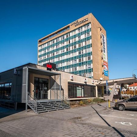 Hotel Vsacan Vsetín Exterior foto